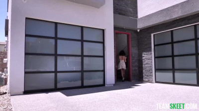 Elite Sarah Banks and Isabella Nice at medium size tits porn