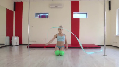 Dora's bridge action by Flexy Teens