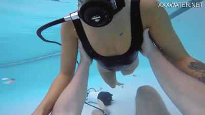 Freely Sophie - nude xxx - Underwater Show