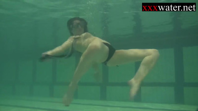 So hot fancy woman - poolside xxx - Underwater Show