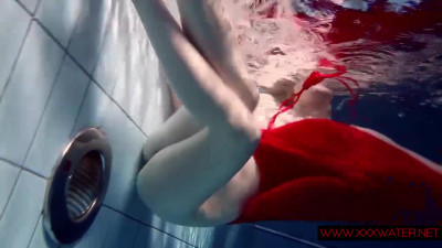 Underwater Show - hot smut