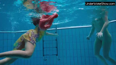 Sexy Tess Lyndon's underwatershow sex