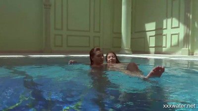 Fairytale Haley Hill and Stephanie Moon - teenager (18+) xxx - Underwater Show